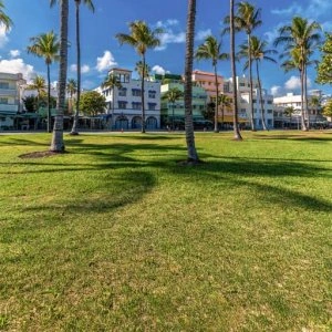 Miami, Florida, US背卡