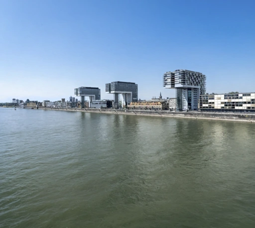 Cologne, Germany背卡