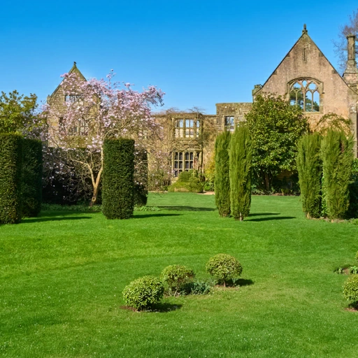 Nymans, West Sussex背卡